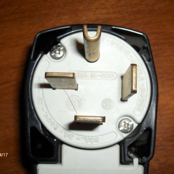 HUBBELL 16-60P Electrical Plug - Picture 3 of 5